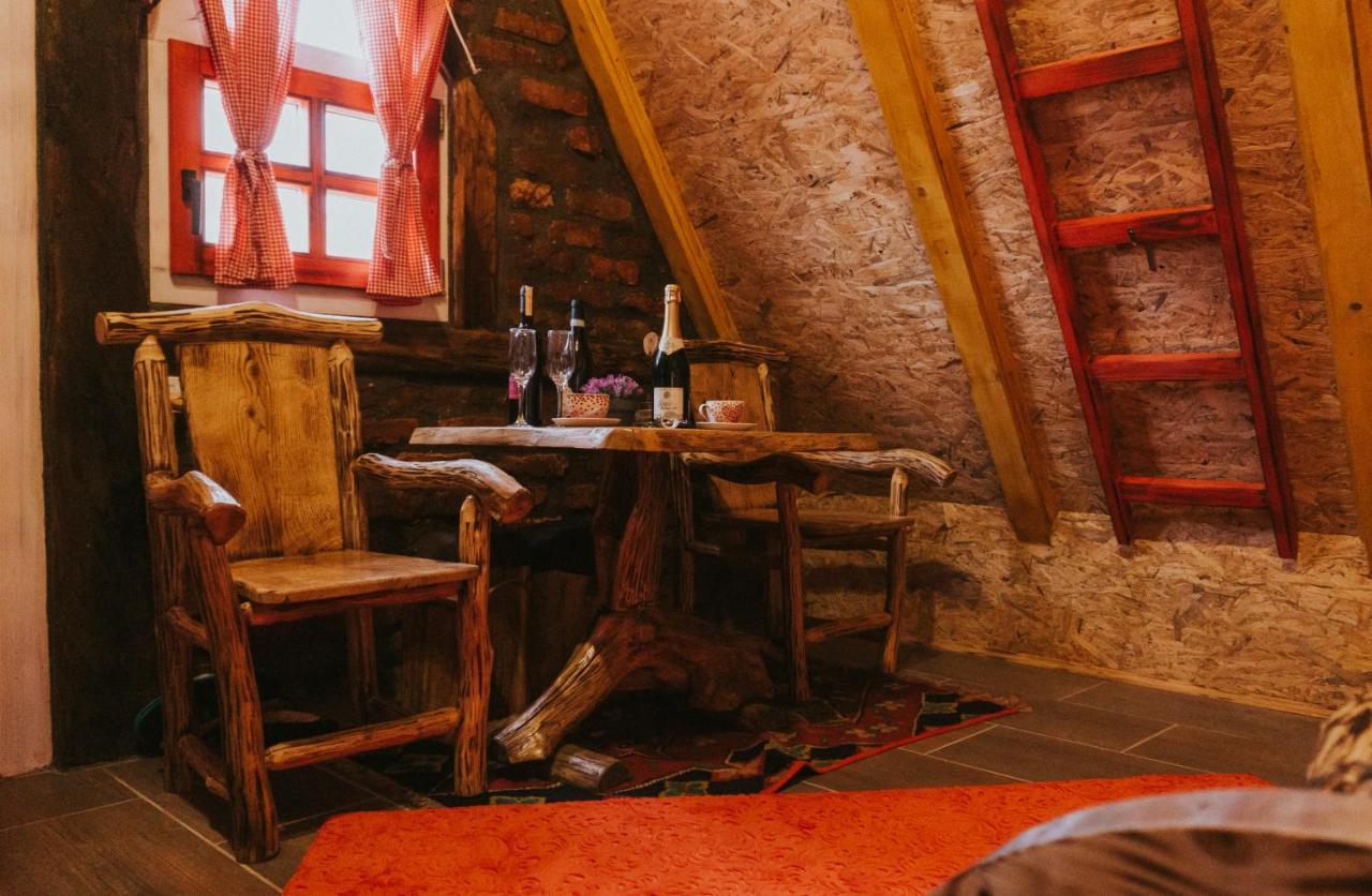 Etno Village Dolina Srece Vitez Luaran gambar