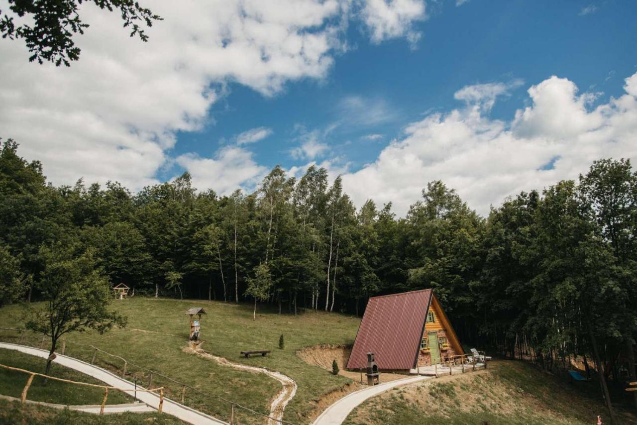 Etno Village Dolina Srece Vitez Luaran gambar