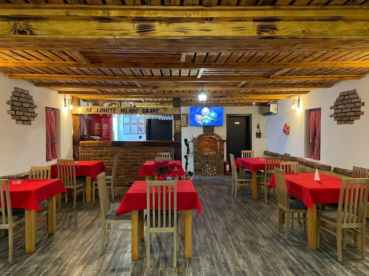 Etno Village Dolina Srece Vitez Luaran gambar